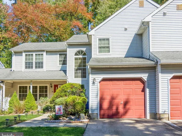 72 Cypress Dr, East Windsor, NJ 08520
