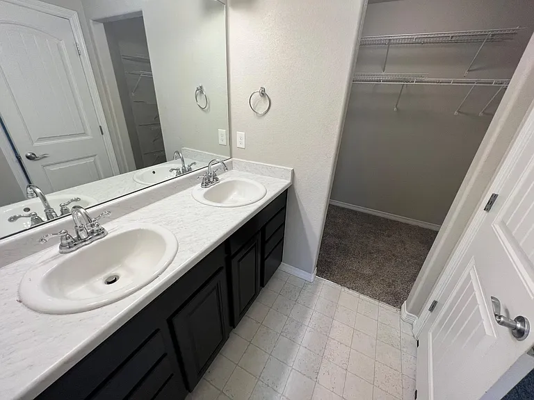 6971 Winnicut Dr — Photo 8