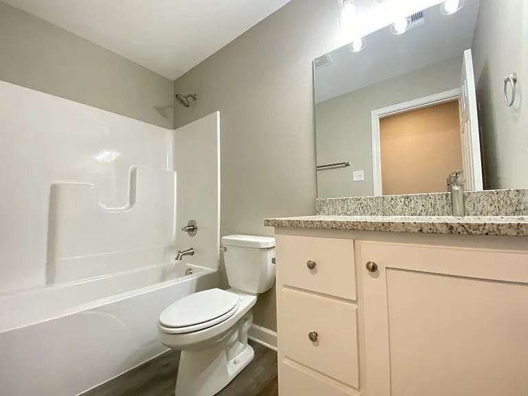 110 Jaxon St — Photo 8