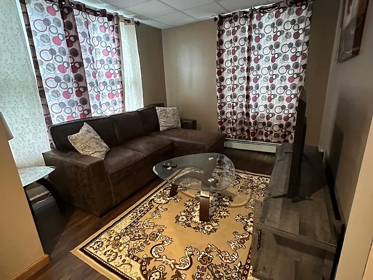 1624 Genesee St #6 — Photo 14