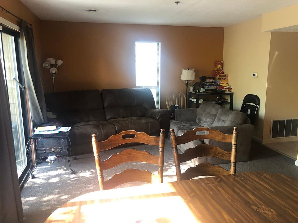 1st image of 658 E Buchtel Ave