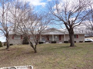1371 Jefferson Rd, Spring Grove, PA 17362