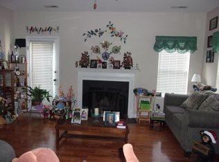 221 Birmingham Dr, Summerville, SC 29486