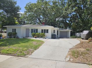 153 Valencia Dr, Dunedin, FL 34698