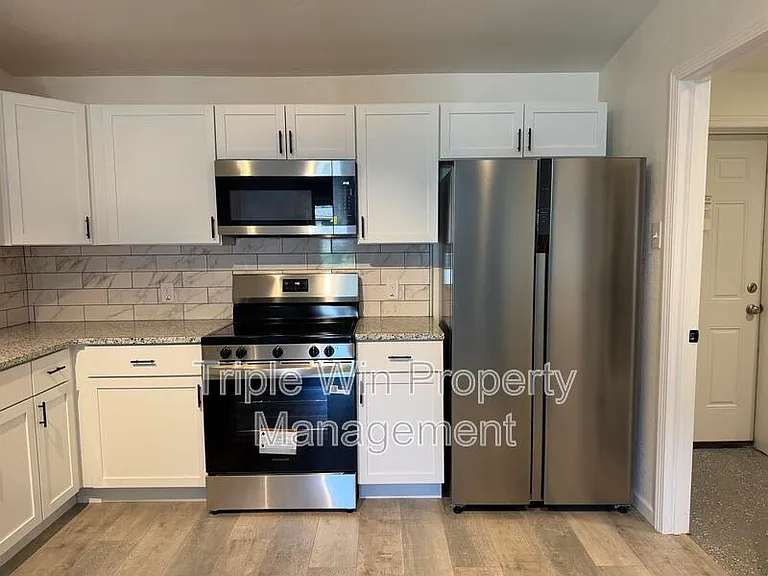 8301 Pepperidge Dr — Photo 9