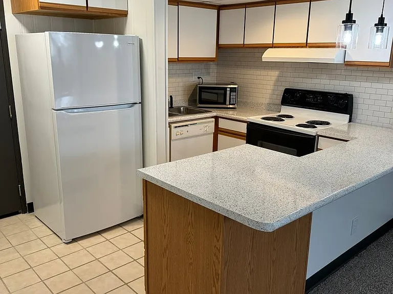 The McCoy at 8035 Apartments - Clive — Photo 74