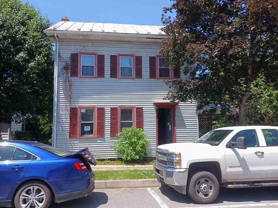 1st image of 326 Market St