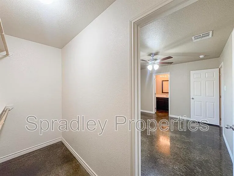 1420 Leon Rd — Photo 13