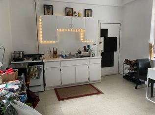 1445 W Taylor St APT 4R, Chicago, IL 60607