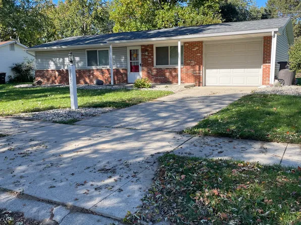 8227 Santa Fe Trl, Fort Wayne, IN 46815