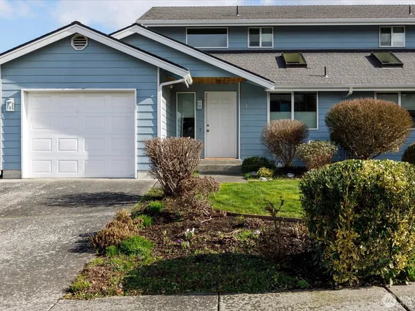 150 NE Nunan Loop #1, Oak Harbor, WA 98277