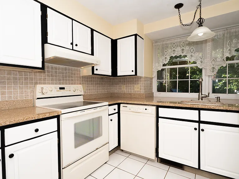 111 Brigham St #20C — Photo 5