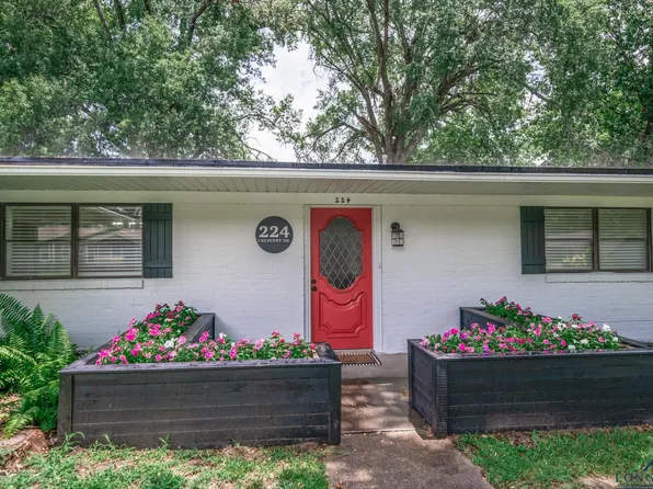224 Crescent Dr, Longview, TX 75602