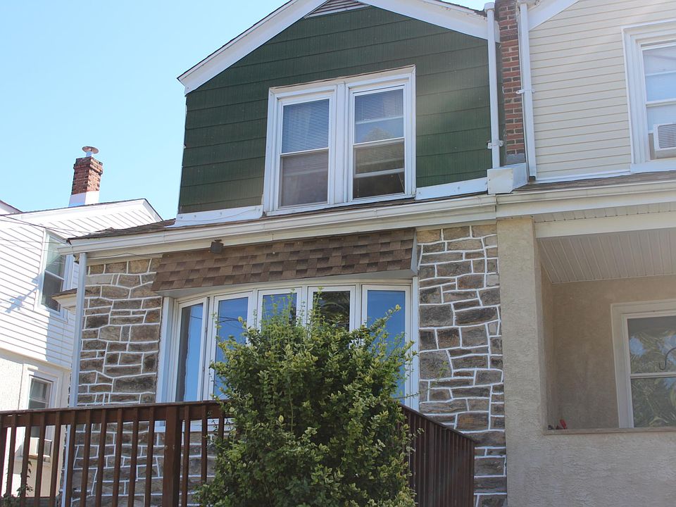 1st image of 7423 Rockwell Ave