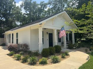1608 Redwood Trl, Thomasville, GA 31792