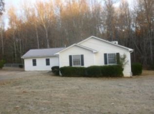 195 Ebenezer Dr, Newnan, GA 30265