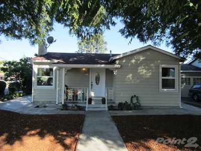 196 Dexter Ave, Redwood City, CA, 94063
