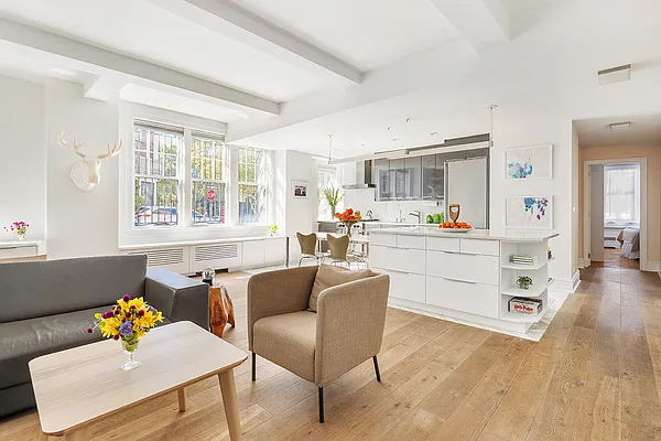 Sold by Compass | media 1