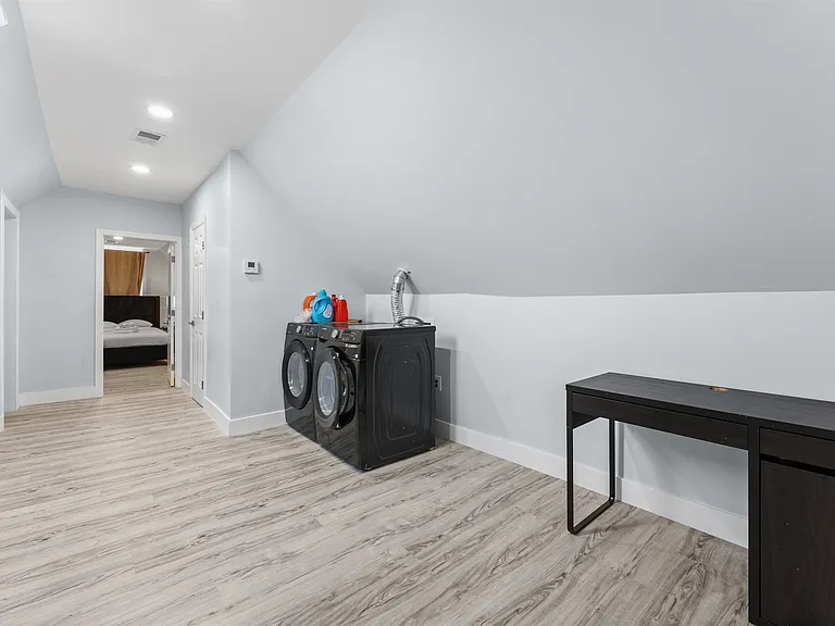 23 Obrien Ct #2 — Photo 6