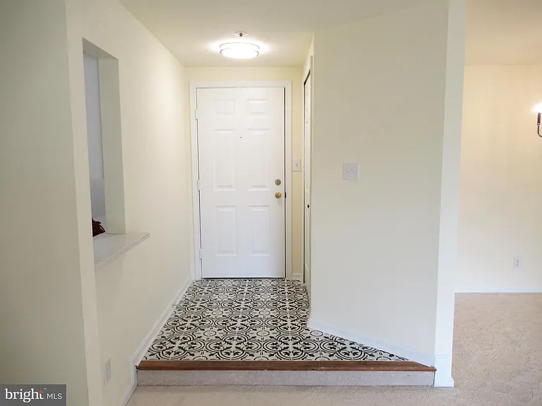 244 S Reynolds St #412 — Photo 3