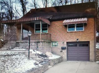 105 Keefer Dr, Pittsburgh, PA 15235