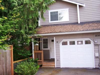 8040 212th St SW #B, Edmonds, WA, 98026