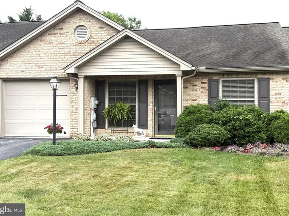 136 Ginkgo Ct #19, Chambersburg, PA 17201