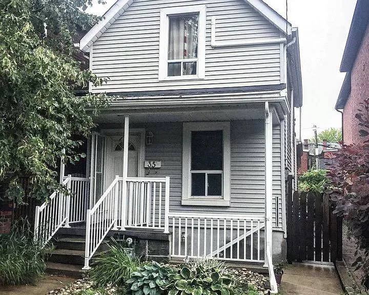 35 Hallam St — Photo 17