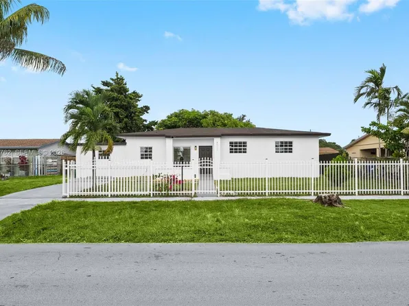 4011 NW 171st St, Miami Gardens, FL 33055