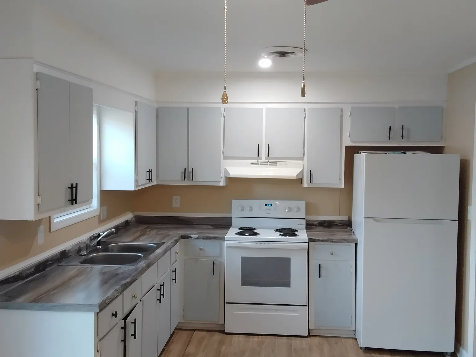3 bed, 1378 sqft, $1,500 — Photo 4