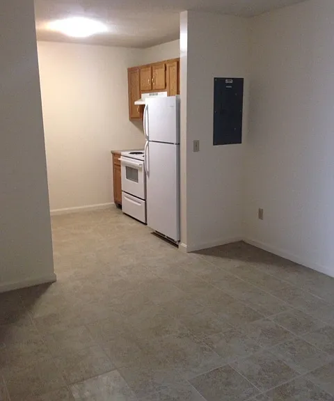 Silver Towers — Photo 1
