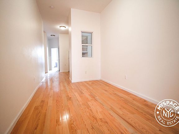 3rd image of 174 Wyckoff Ave APT 2L