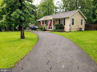 632 Los Alamos Ln, Lusby, MD 20657