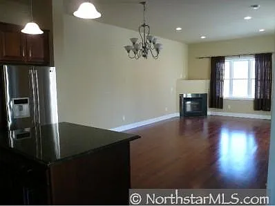 912 Washburn Ave N — Photo 3