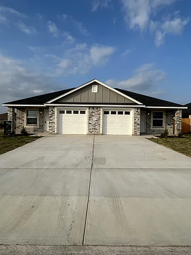 6111 Twistleaf Ln #B-1 Photo 1