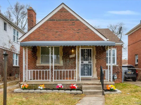 8603 Whitcomb St, Detroit, MI 48228
