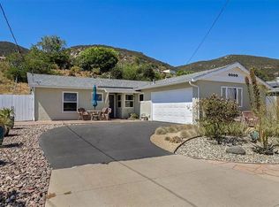 8009 Poplin Dr, Santee, CA 92071