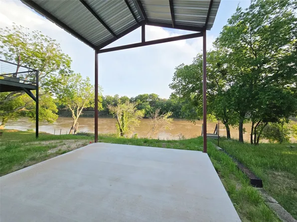219 Chavez Trl, Weatherford, TX 76087