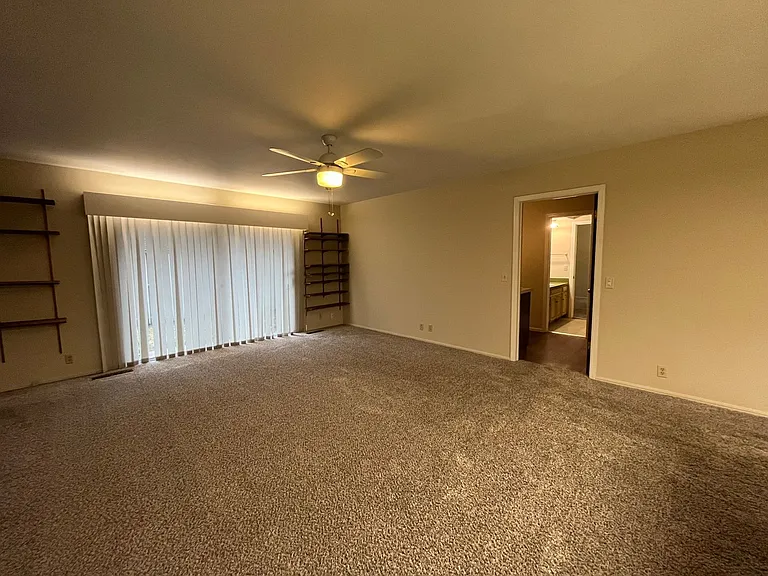 3526 E 48th Pl — Photo 12