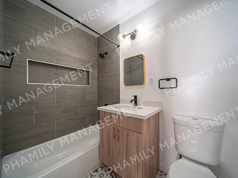 167 S Oak Knoll Ave #2 — Photo 6