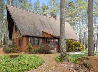 9 Old Princeton Rd, Hubbardston, MA 01452