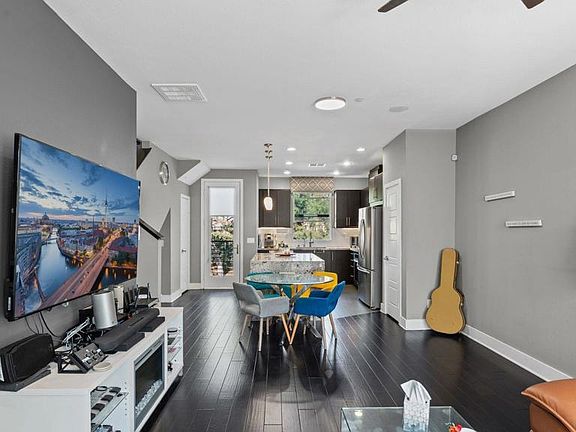 3rd image of 7810 Inception Way