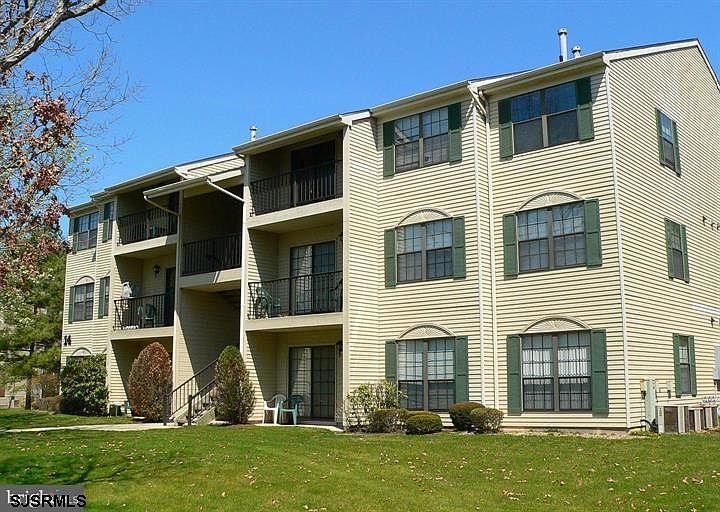 1st image of 99 Sussex Pl #1305