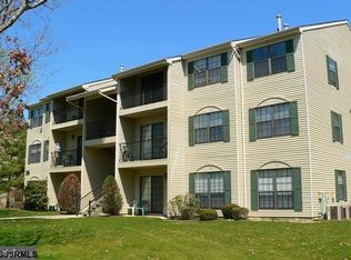99 Sussex Pl #1305, Galloway, NJ 08205