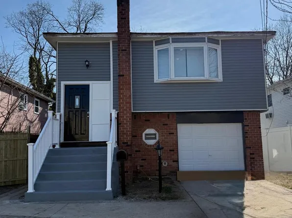 236 Perry Street, Hempstead, NY 11550