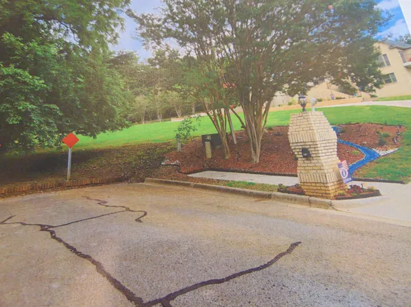 6519 Sparkling Dew Ln NW, Huntsville, AL 35810