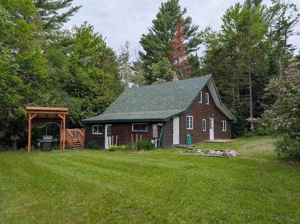 376 VT Route 242, Jay, VT 05859