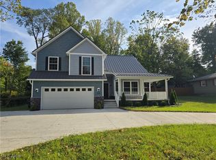 506 Swank Dr, Tallmadge, OH 44278