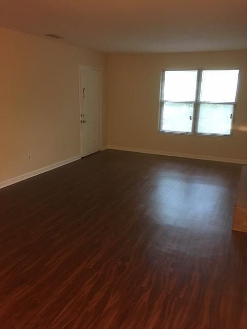 2nd image of 2179 Claremont Ln APT A