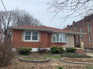 614 E 7th St, Alton, IL 62002